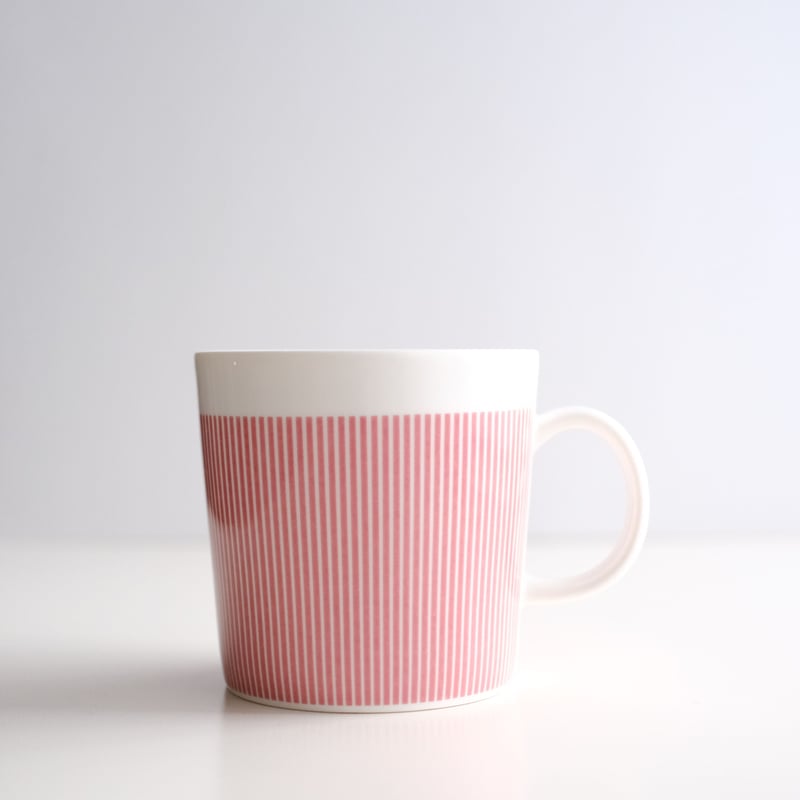 ARABIA TEEMA限定マグカップ／ストライプ レッド（1） | Tähti
