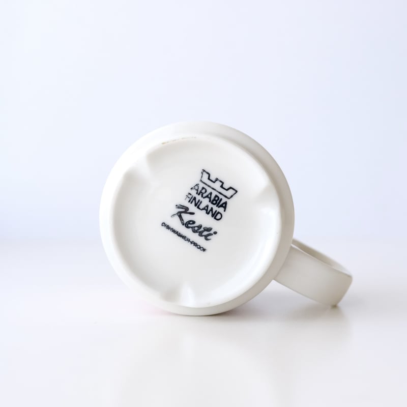 【別注品】ARABIA NESTE/ネステ 再生可能燃料メーカー別注マグカップ② ARABIA Kesti 企業マグカップ / Suomen Nestle Oy | Tähti