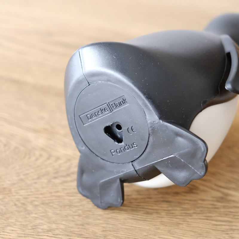 Danske bank 銀行 / ペンギンのPondusくん貯金箱（2） | Tähti
