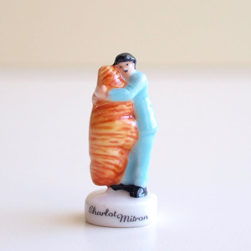 アンティークフェーブ／チャップリンとパン屋さん（クロワッサン） | Tähti