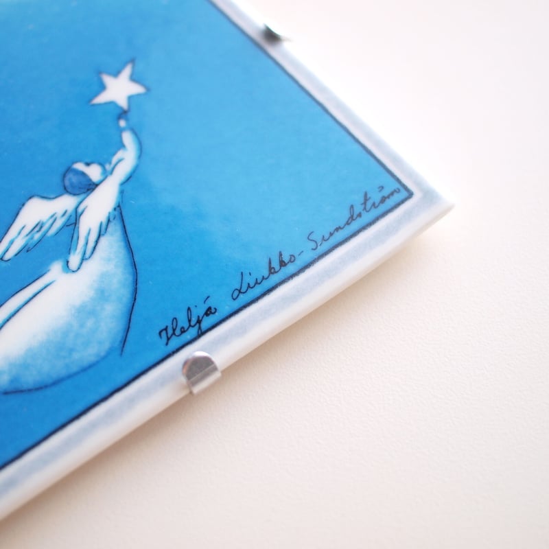 Helja Liukko-Sundstrom 天使の陶板 ARABIA Helja Liukko-Sundstrom 小さな陶板 ／ Flying An