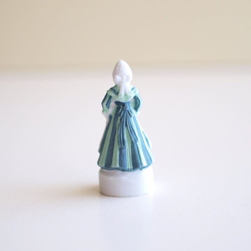 アンティークフェーブ／フランスの民族衣装（ポワトゥーシャラントA