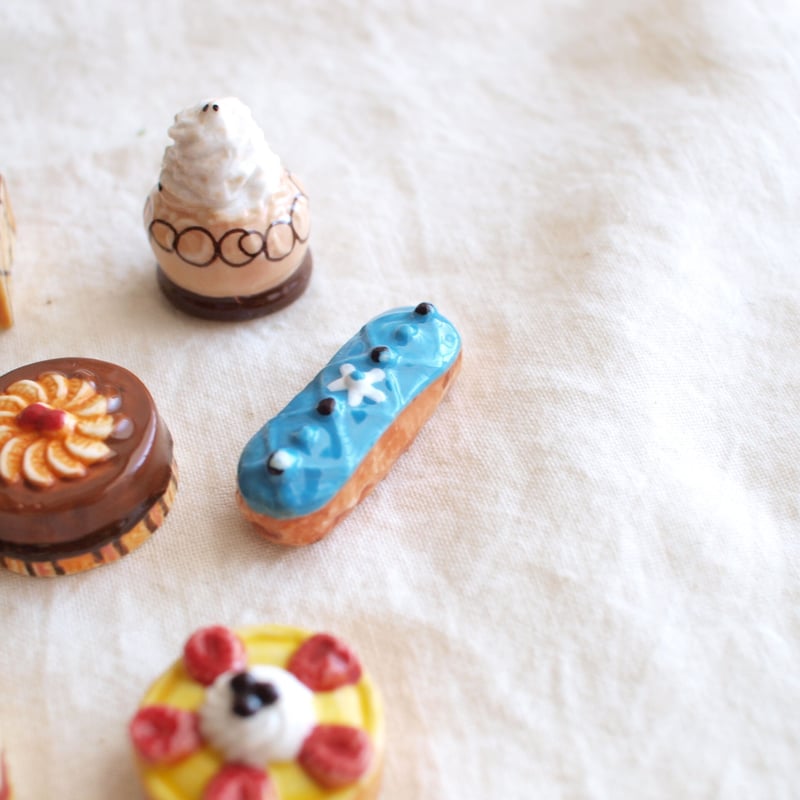 フェーブ ／ Sweet Pastries 甘い焼き菓子とエクレア（単品） | Tähti
