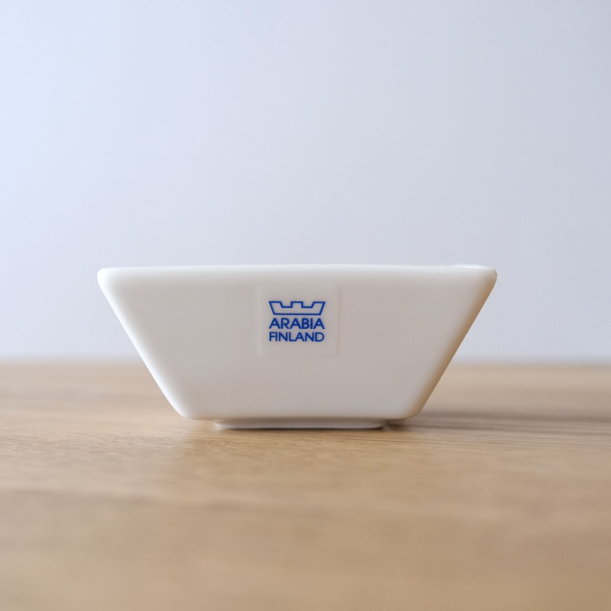 ARABIA Nero スクウェアディッシュ 10cm / valkoinen（ホワイト） |