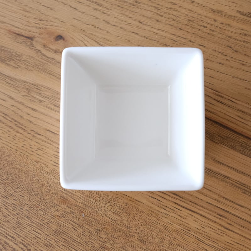 ARABIA Nero スクウェアディッシュ 10cm / valkoinen（ホワイト） |