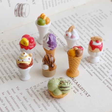 アルザス地方のお菓子　フェーブ 10点フルセット　フェーヴ アルザス地方のお菓子 フェーブ 10点フルセット フェーヴ - メルカリ