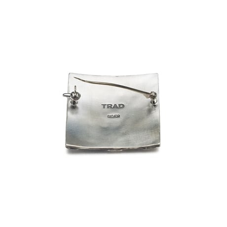 catch the alien brooch