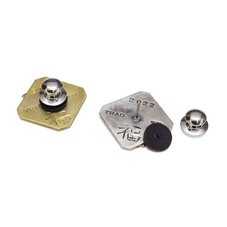 4EYES-FUKU-TORA pins (silver head)