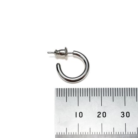 round shape silver pierce (s)