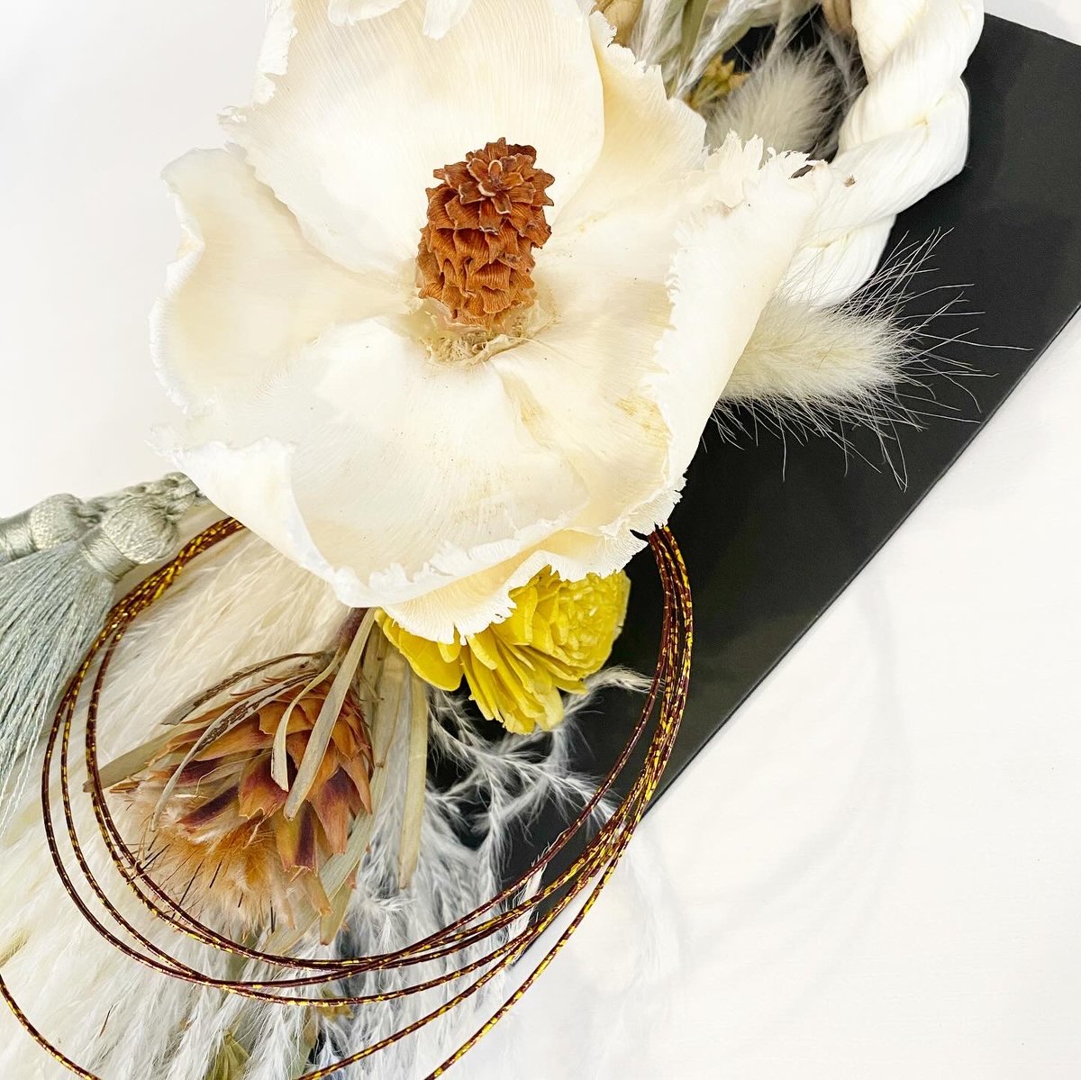 14しめ縄しめ飾り正月飾り 紫陽花 薔薇 自家栽培 ドライフラワー 14しめ縄しめ飾り正月飾り 紫陽花 薔薇 自家栽培 ドライフラワー