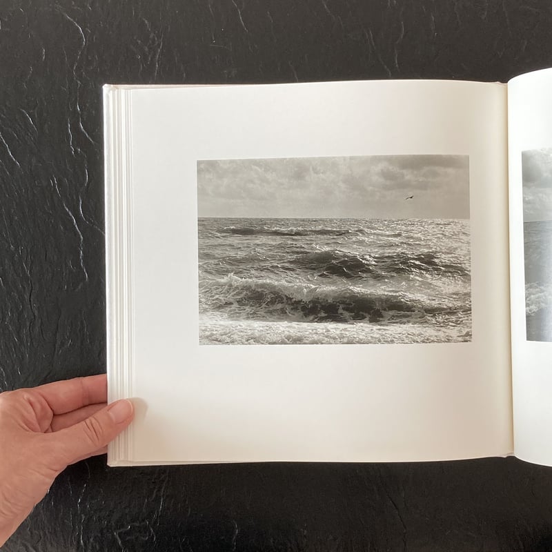 資料写真　目でみる昔日の朝鮮　国書刊行会　上下刊　美品 Amazon.co.jp: 資料写真 目でみる昔の朝鮮 国書刊行会 上下刊 美