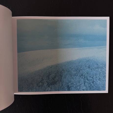 雲に浮かぶ｜広川智基（Tomoki Hirokawa）