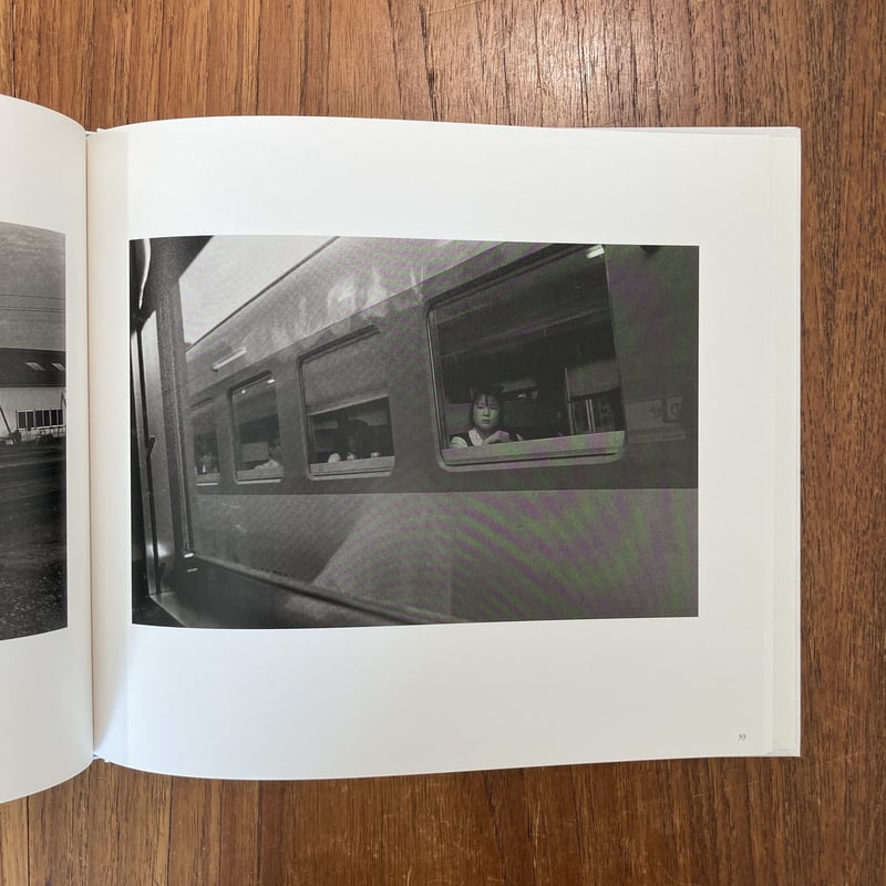 尾仲浩二 サイン有 写真集「DISTANCE」 尾仲浩二 サイン有 写真集「DISTANCE」