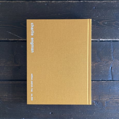 MOM ｜ Charlie Engman（チャーリー・エングマン）