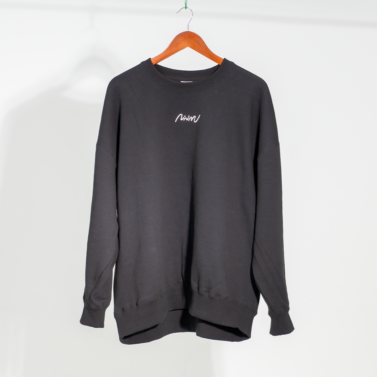 NiNiMu Logo Big Silhouette Sweat / Black | 226