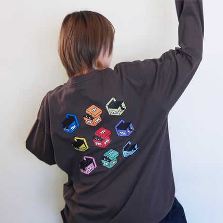 Cat in L/S Tee / Charcoal