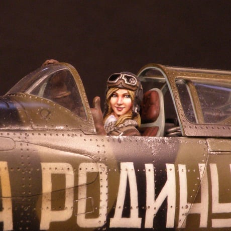 RAMPAGE 1/32＆1/48 Mig-3 女性パイロットフィギュアセット