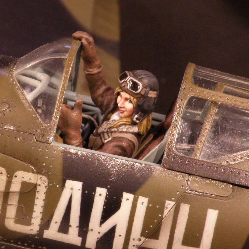 RAMPAGE 1/32＆1/48 Mig-3 女性パイロットフィギュアセット | HAL-VAL