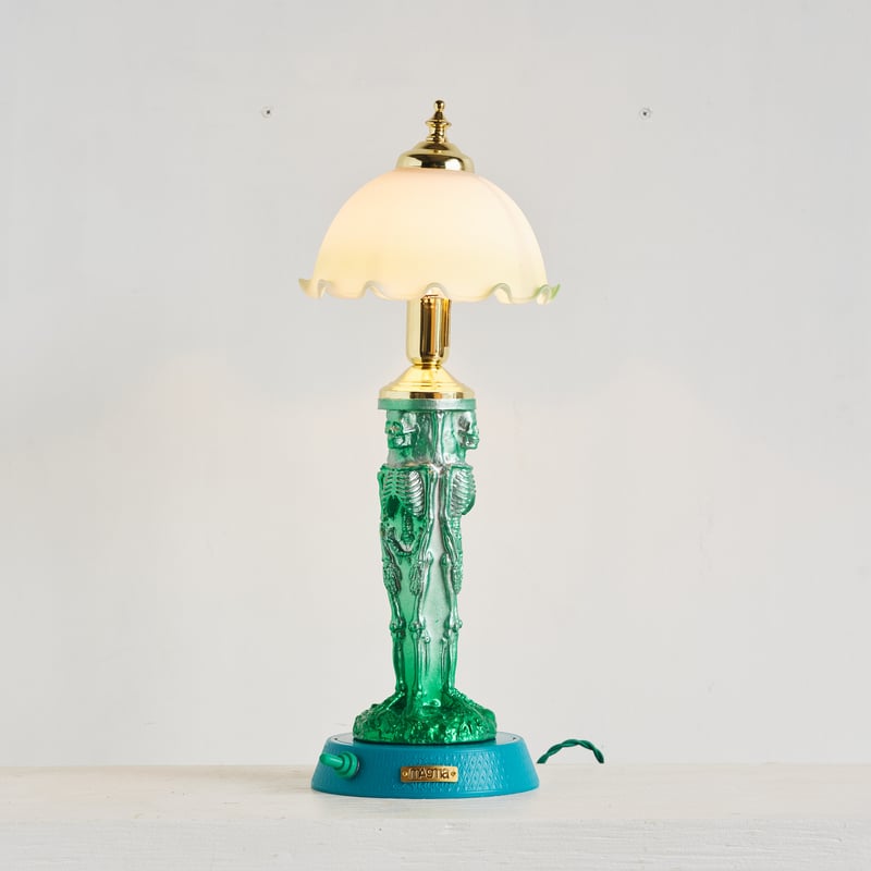 HELL'S PILLAR LAMP | magma-online.com