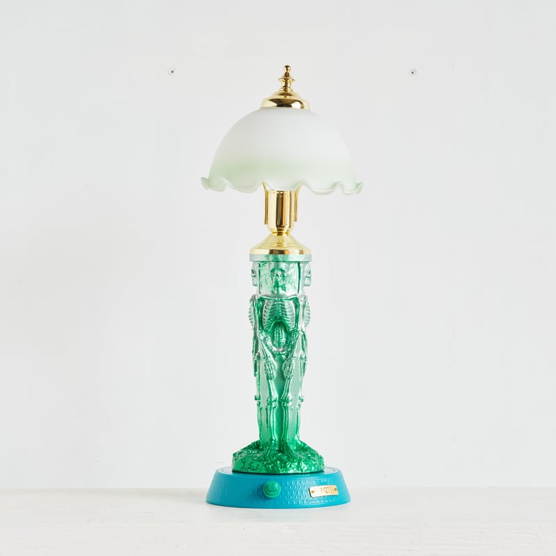 HELL'S PILLAR LAMP | magma-online.com