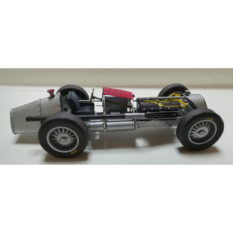 AlfaRomeo 158 Alfetta skeleton　1：18