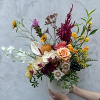 【企業様向けお祝い花】 flower arrangement M