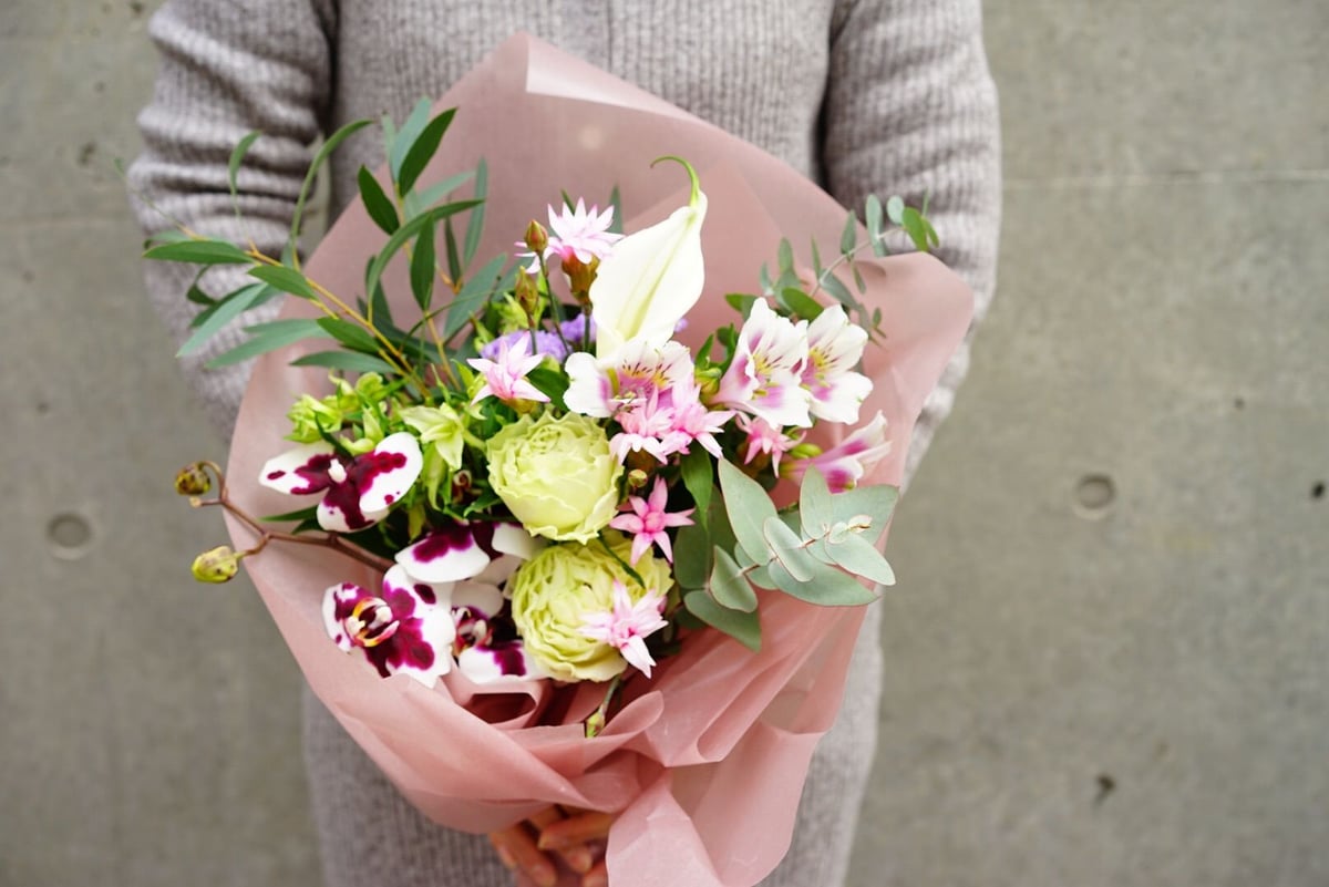 毎月第1土曜日お届け】花の定期便 | gui flower STORE