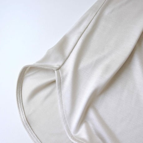 【SISIA】シルク ノースリーブ