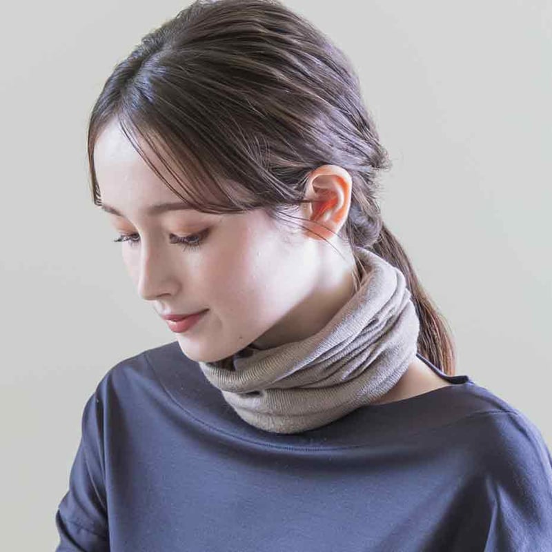 KOHARU】ふわふわシルクネックウォーマー | & Silk