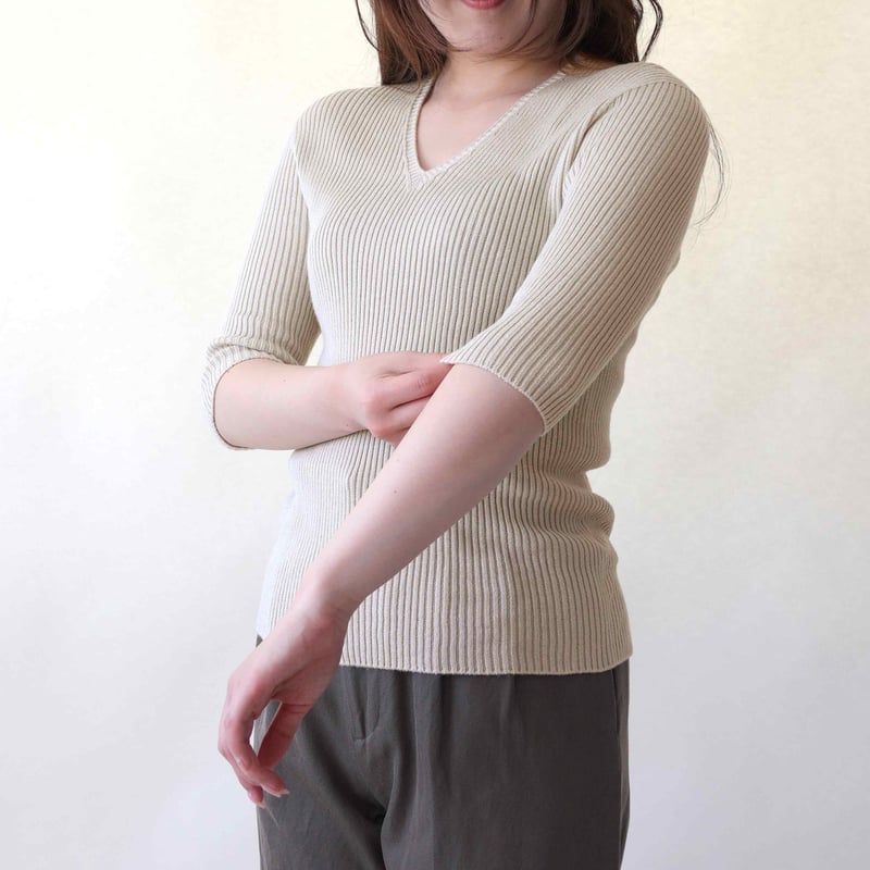 ふわふわシルクVネックリブセーター5分袖〚SW1370〛 | & Silk ふわふわシルクVネックリブセーター5分袖〚SW1370〛 | & Silk