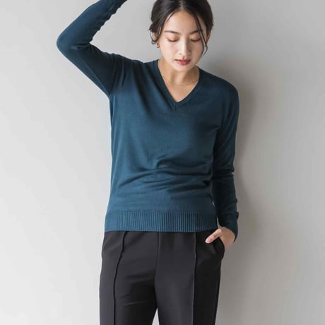 【SISIA】Vネックプルオーバー