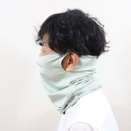 【在庫限りで販売終了】なめらかシルクのネックゲイター