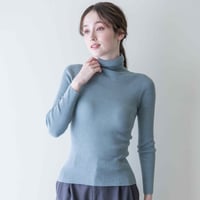 【KOHARU】ふわふわシルクタートルネックセーター