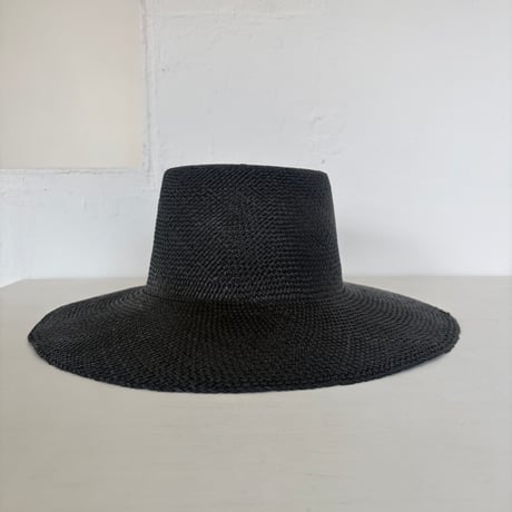 Grass black hat