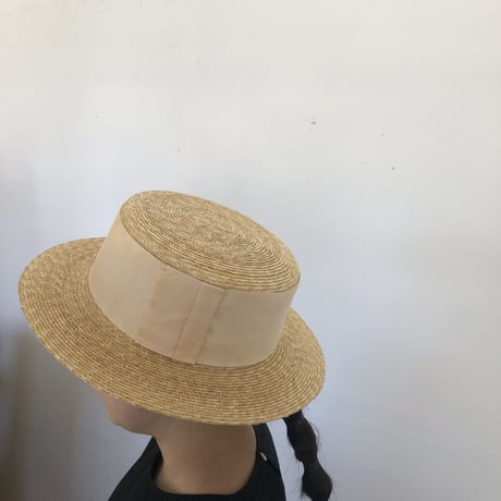 Standerd Boetar Wide Ivory Ribbon