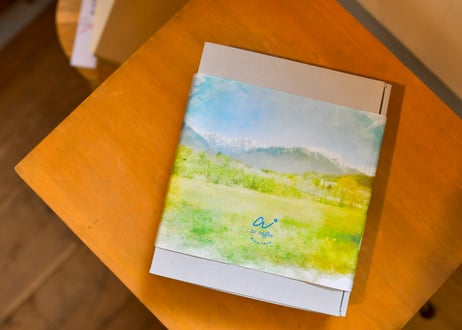『“好き”が見つかる、シングルオリジン3種 GIFT BOX』豆100g × 3パック（ロースターがセレクトするシングルオリジン３種）