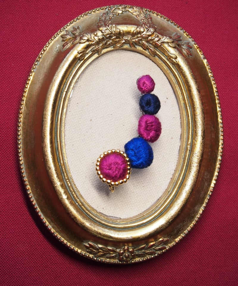 縁々と《片耳イヤリング》 【 ピンクと青 】 | マリコの美術館