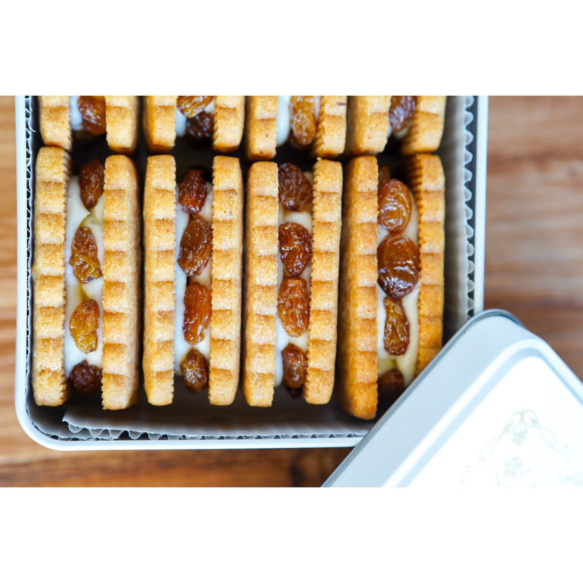 レーズンサンド 12コ入 【要冷蔵】 | Patisserie ARIES