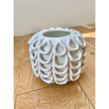 white thing