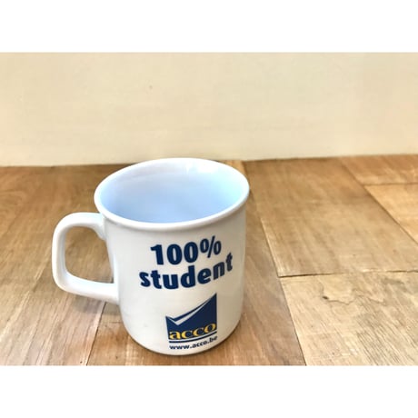 100%