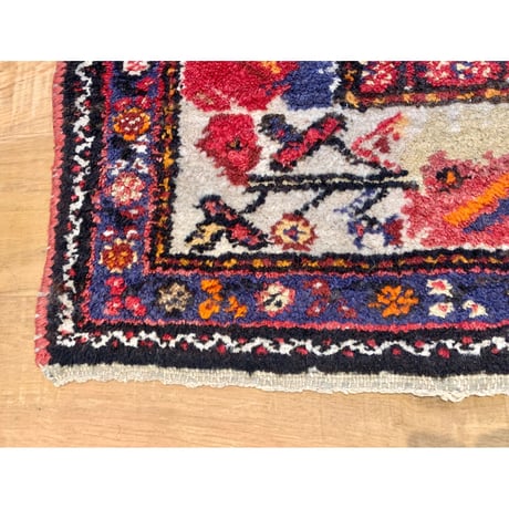 vintage  handmade rug