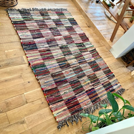 old surrey rug L