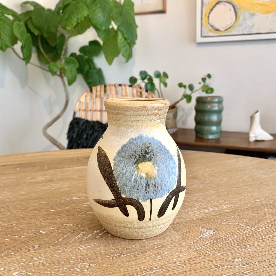 5dde218151940c64b6f8867a