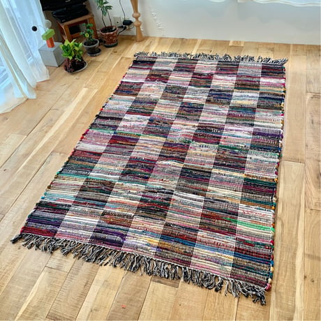 old surrey rug L