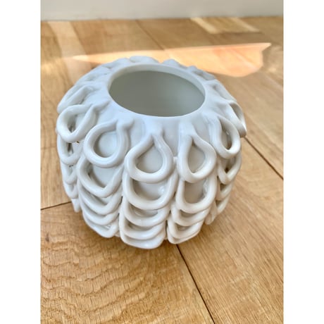 white thing