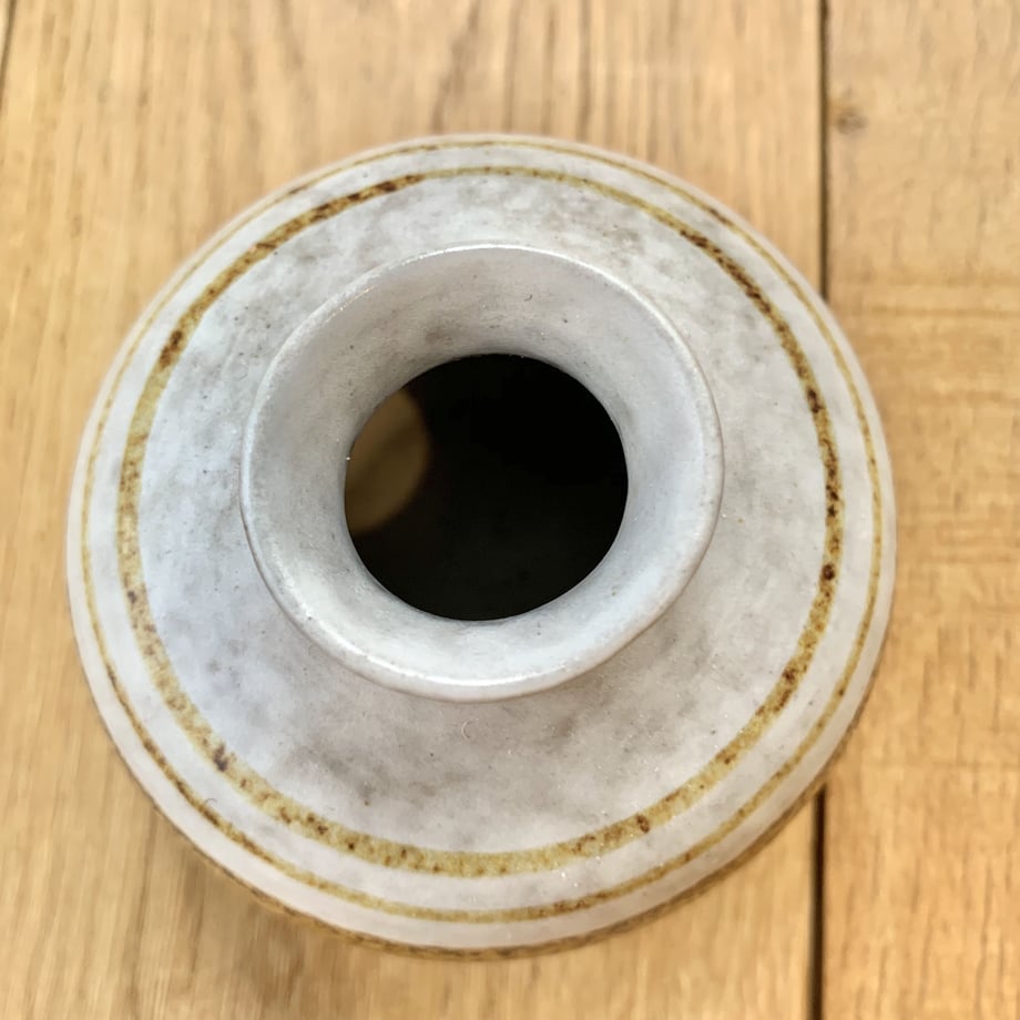 5d54e8663a7e963a496773f6