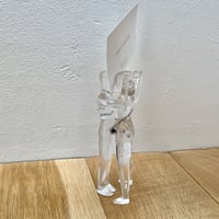 kissing