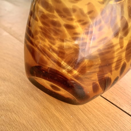 amber