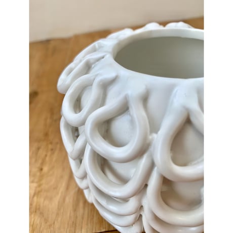 white thing