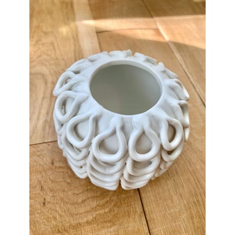 white thing